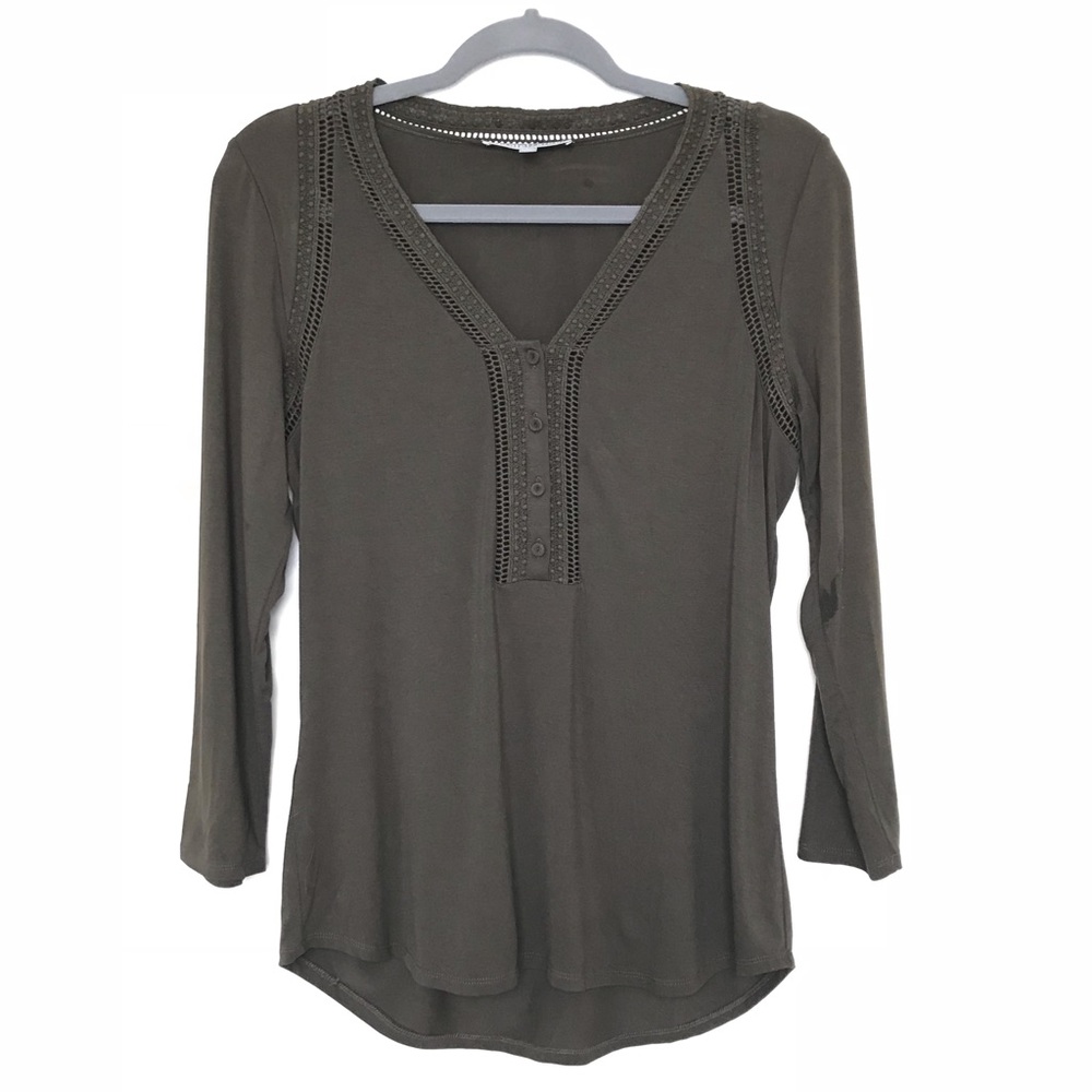 Daniel rainn | Crochet Button Up Top Size Small